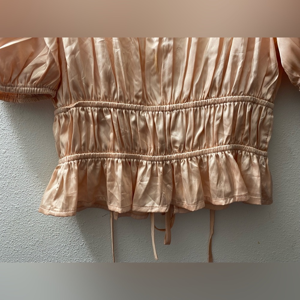 Crop Top🩷 - Picture 6 of 7